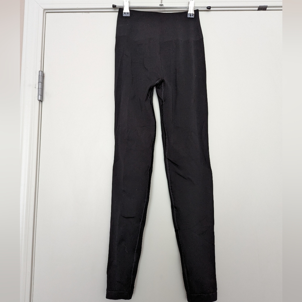 Alphalete Amplify leggings black Small (S)